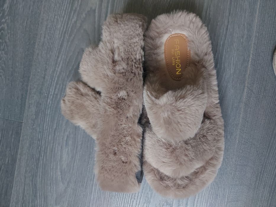 Жіночі  тапочки 25 см