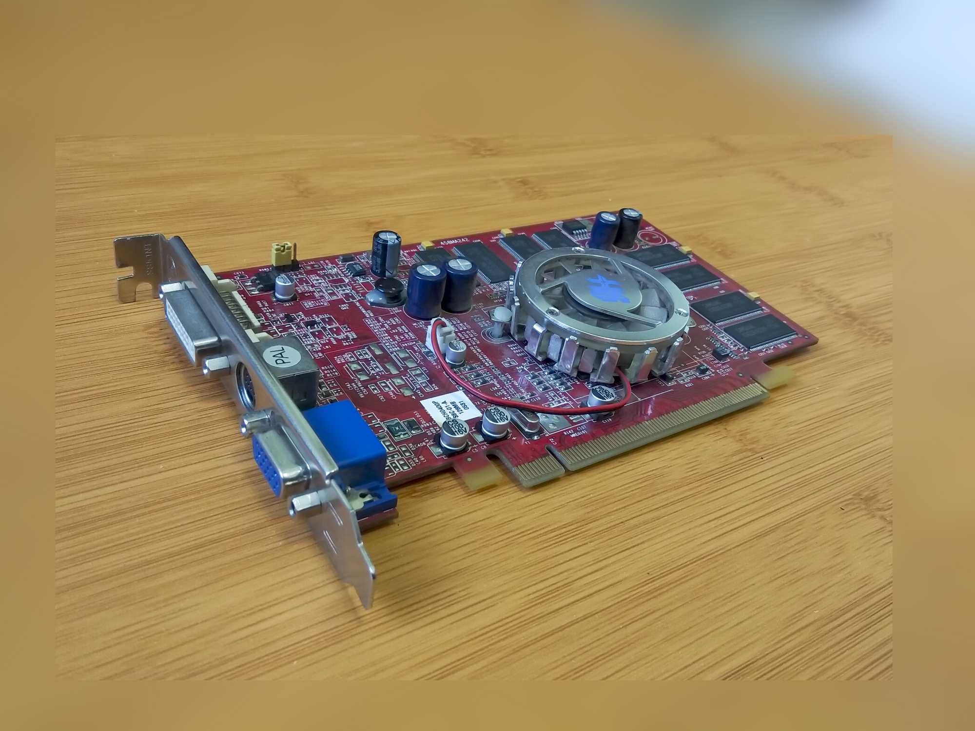 Видеокарта Sapphire RADEON X550 128MB