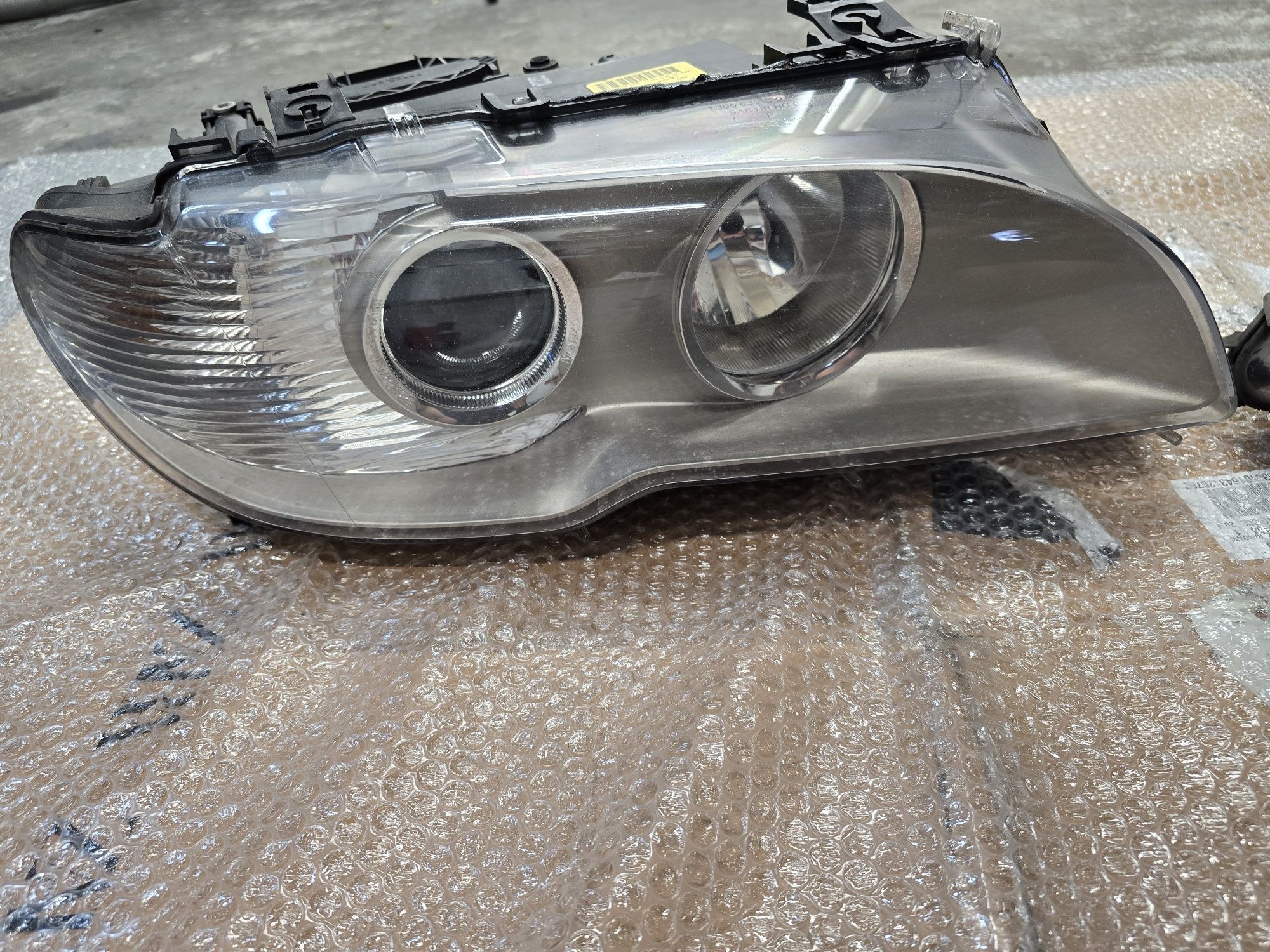 Lampy bmw e46 coupe cabrio xenon dynamic