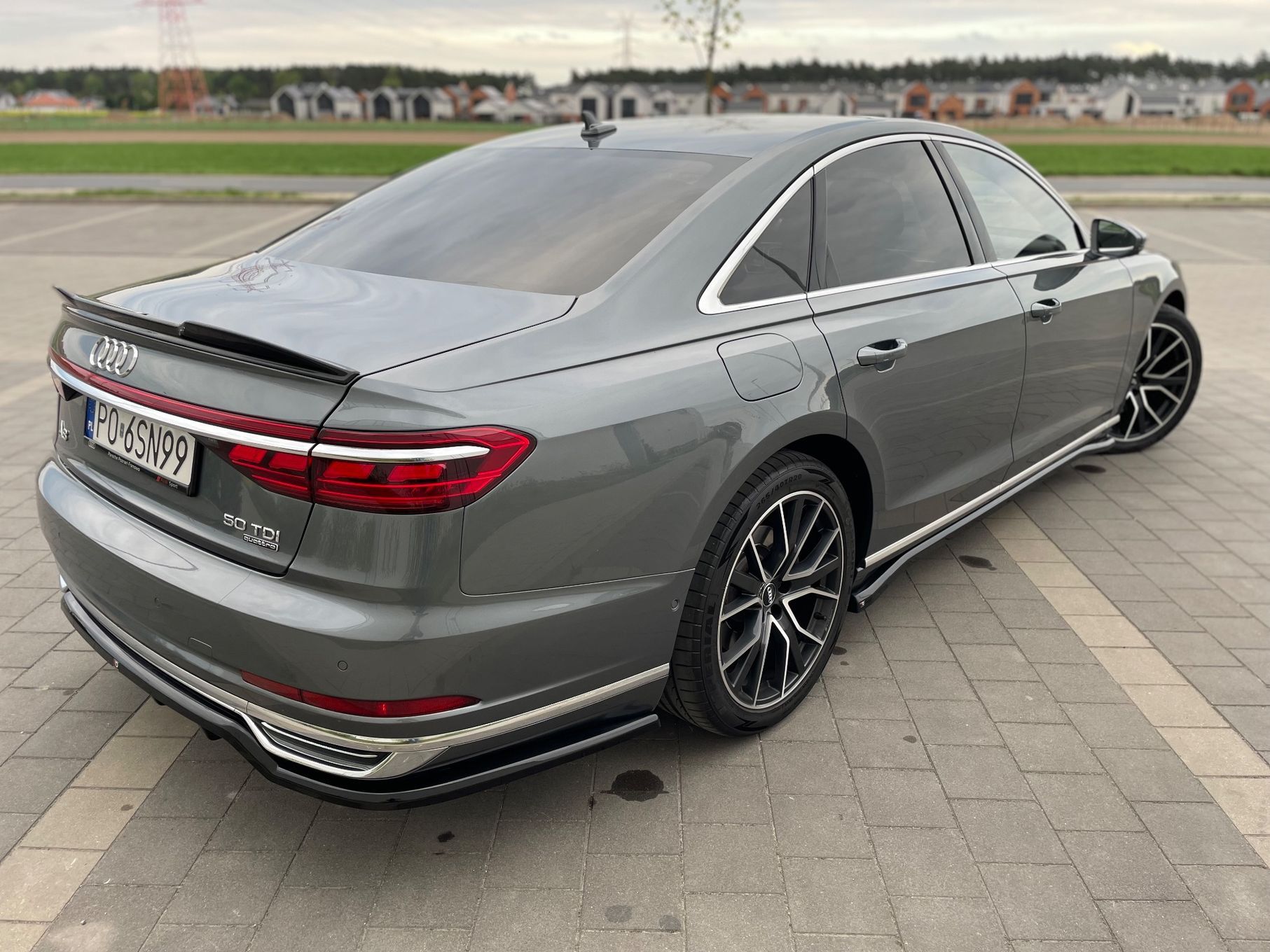 Audi A8 5.0. TDI 286 PS, noktowizor, 4x masaże, wentylowane, TV, webasto