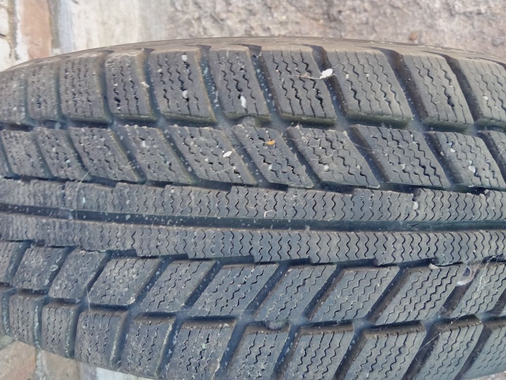 Зимняя резина r14 185/65/14 Белшина