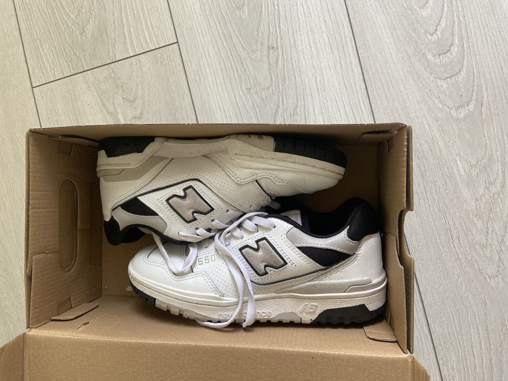 Buty  damskie new balance 37,5