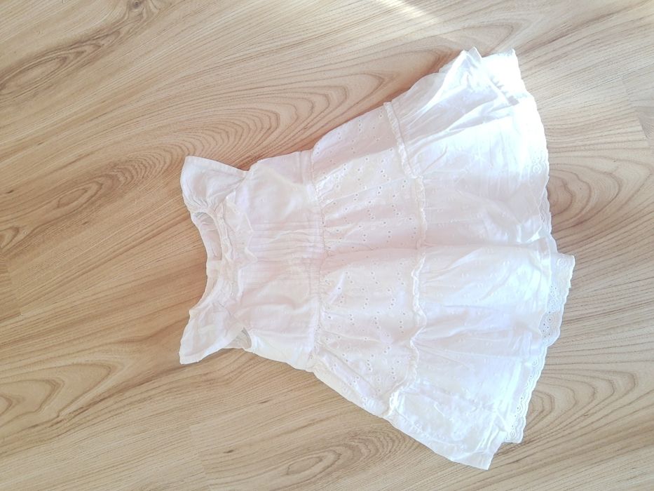 Sukienka stan idealny, rozmiar na metce