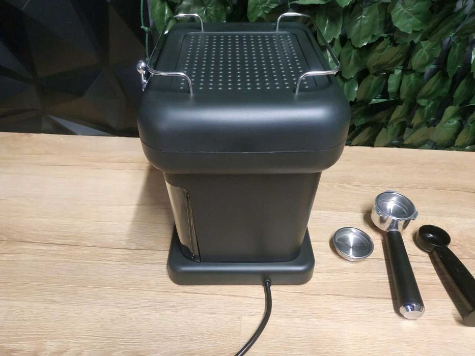 Kolbowy ekspres ciśnieniowy Klarstein Espressionata Evo 950 W #5691