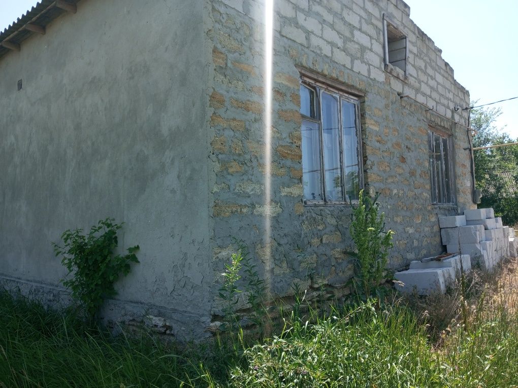 Дом в селі,подалі від суєти