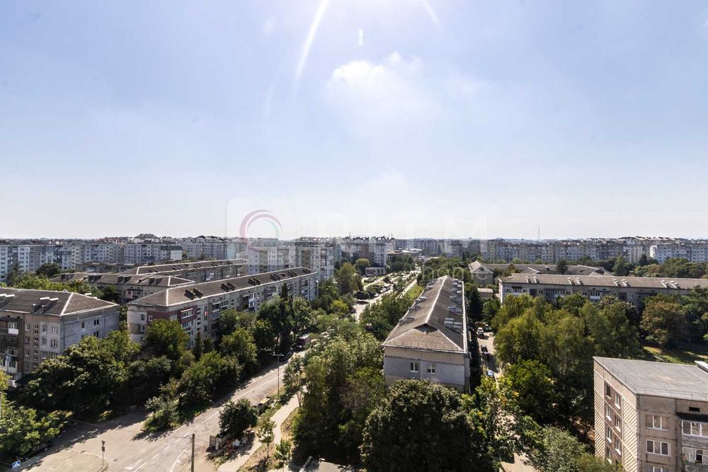 Пропонується простора, 2к +кухня студія з сучасним ремонтом