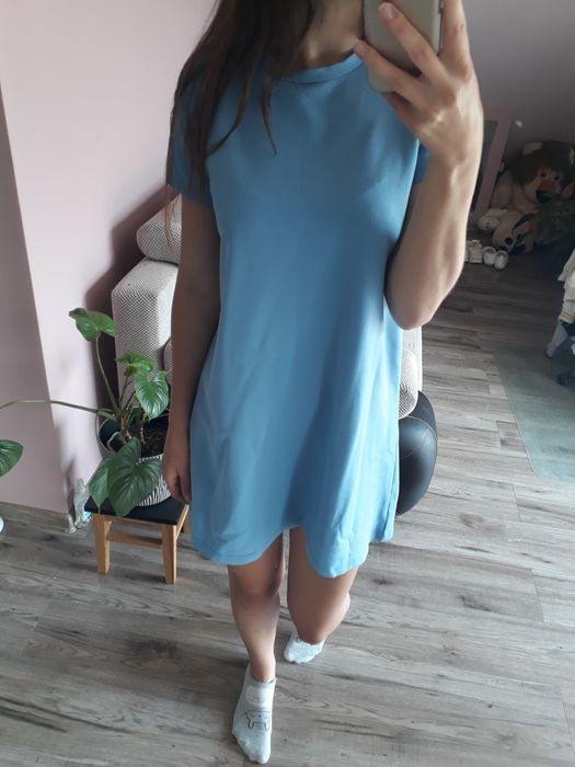 Krótka niebieska sukienka trapezowa w literę A rozmiar S/M Selfieroom