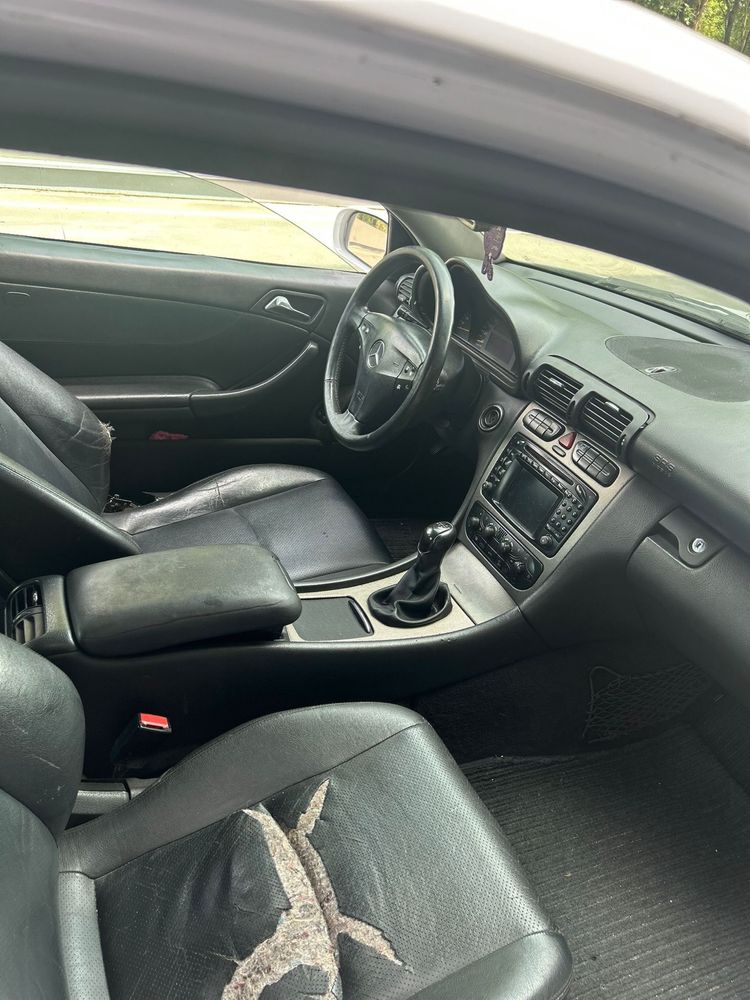 Mercedes-Benz C220cdi SPORT COUPE w203