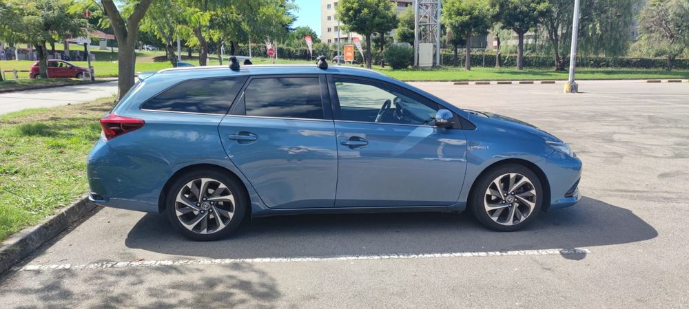 Toyota Auris Touring Sports 1.8 HSD Híbrido Automático – 2015