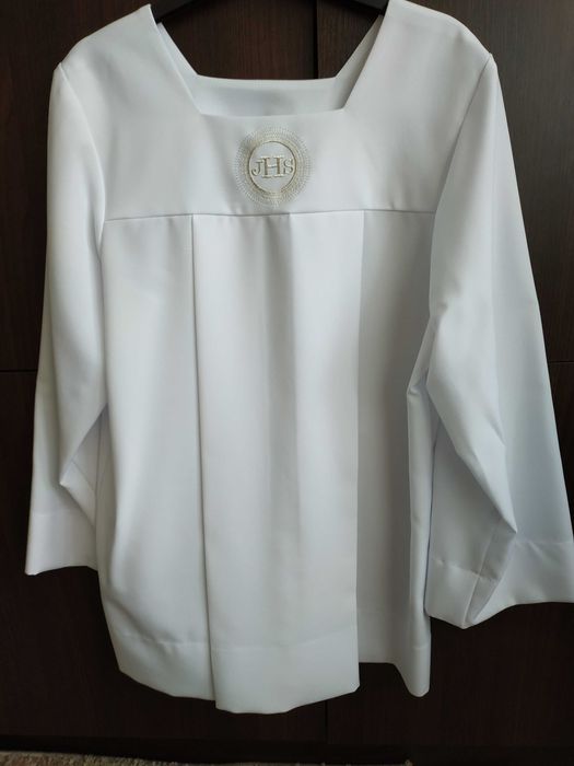 Sprzedam używany komplet komunijny dla chłopca wzrost 152cm