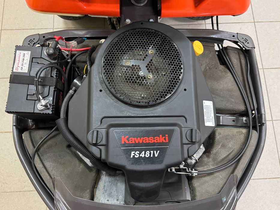 Traktorek Rider Husqvarna R 316 TXS 4X4 KAWASAKI 351 MTG Wspomaganie