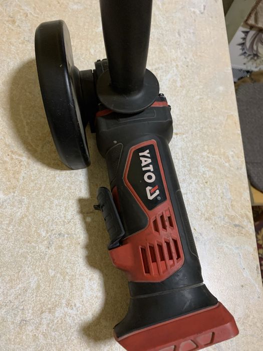 Болгарка YATO (під реставрацію)