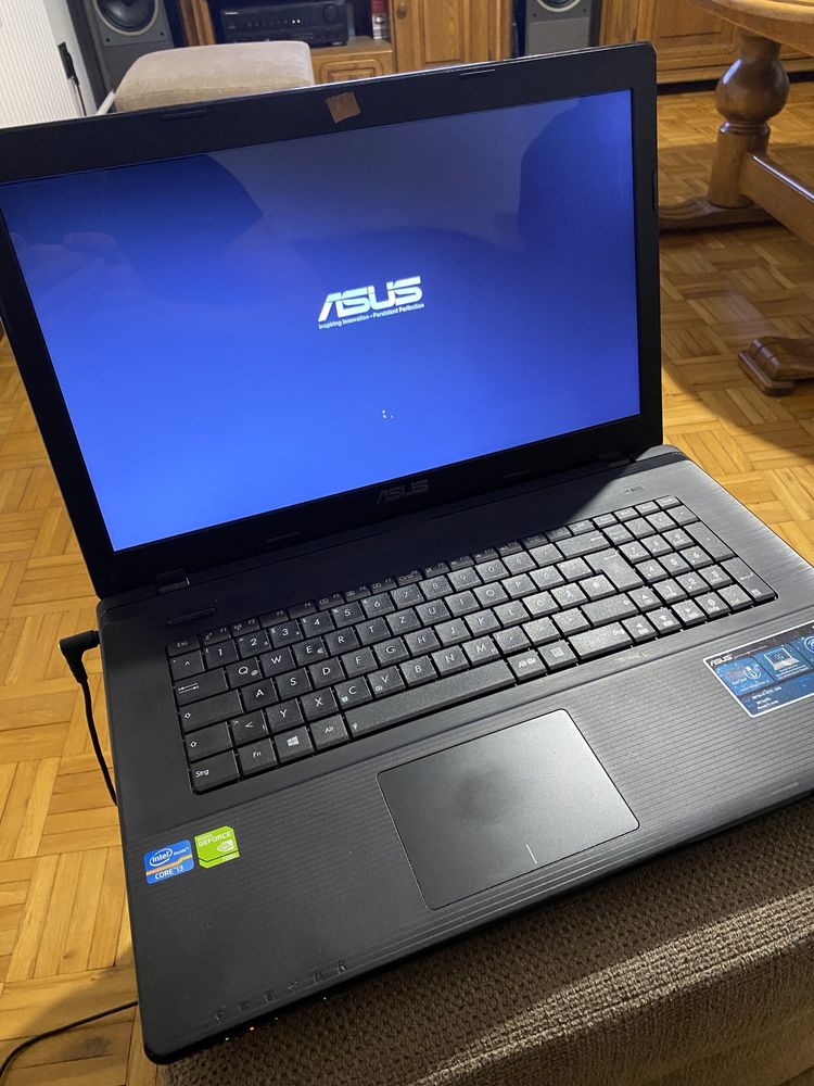 Laptop Asus i3 geforce720m