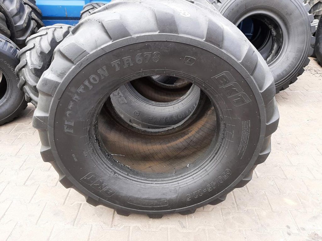 2x Opona używana rolnicza 650/45-22.5 650/45R22.5 BKT 1400zł W4431