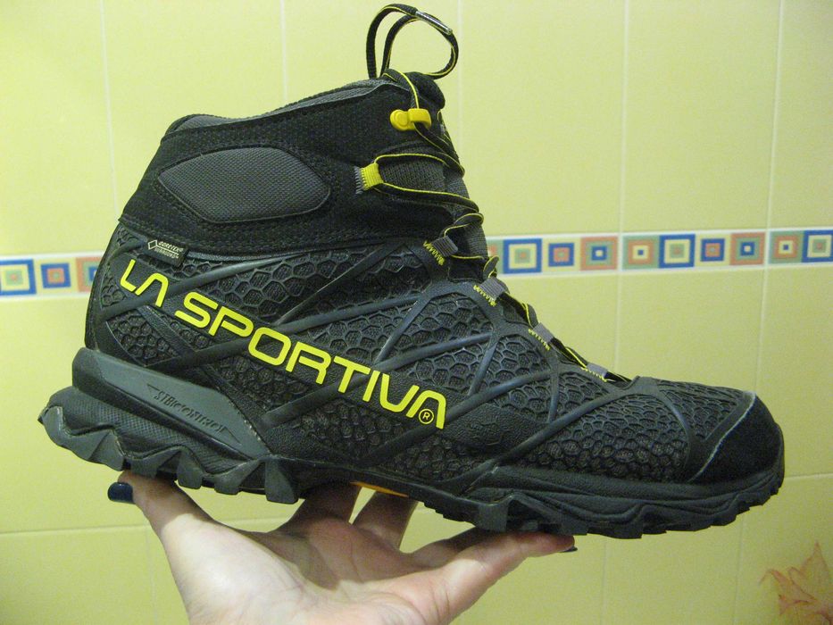 Ботинки на мембране Gore-Tex 45