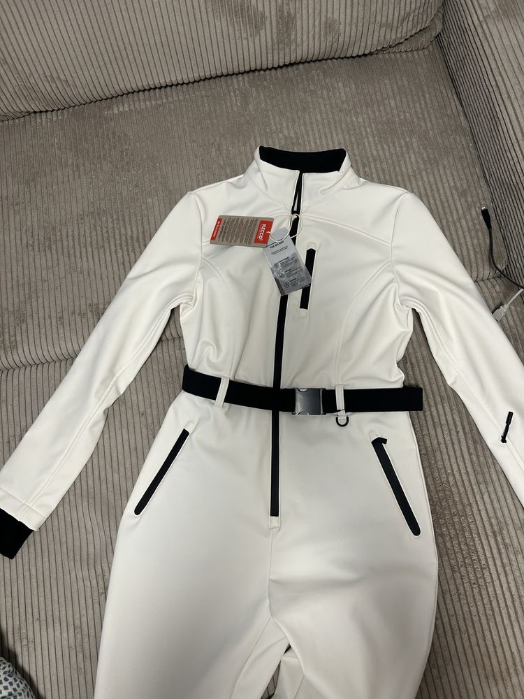 Nowe kombinezon narciarski- zara ski