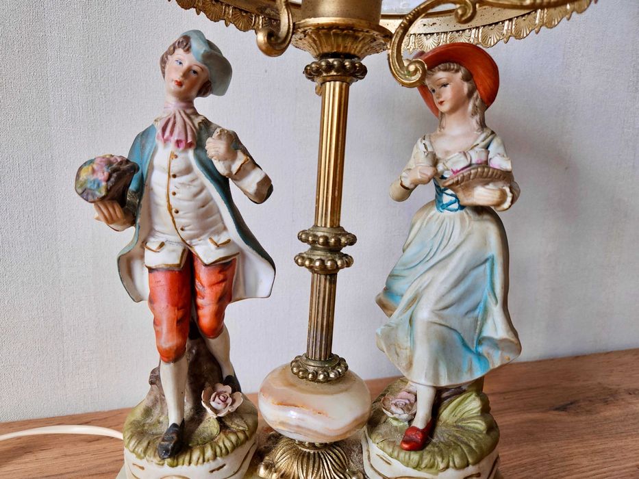 Cudna lampa stołowa porcelanowa