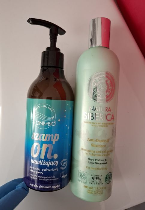 Szampon nawilżający OnlyBio i szampon przeciwłupieżowy Natura Siberica