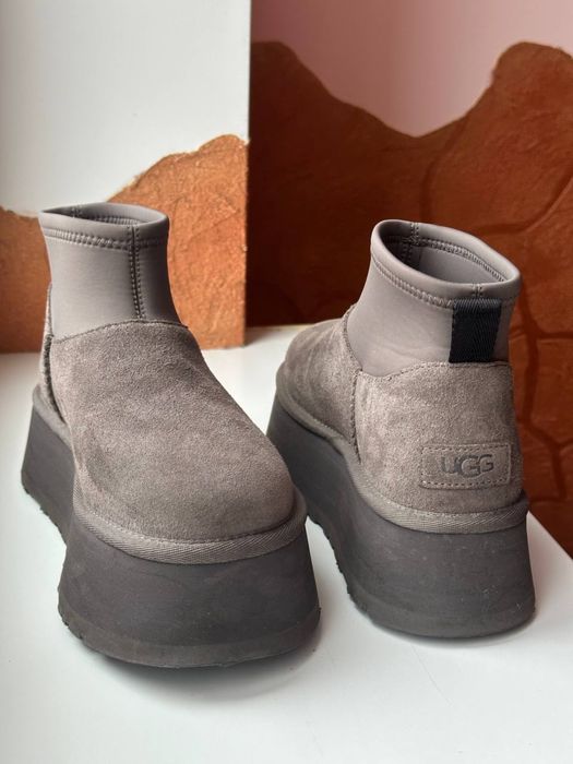 Оригінальні UGG на платформі