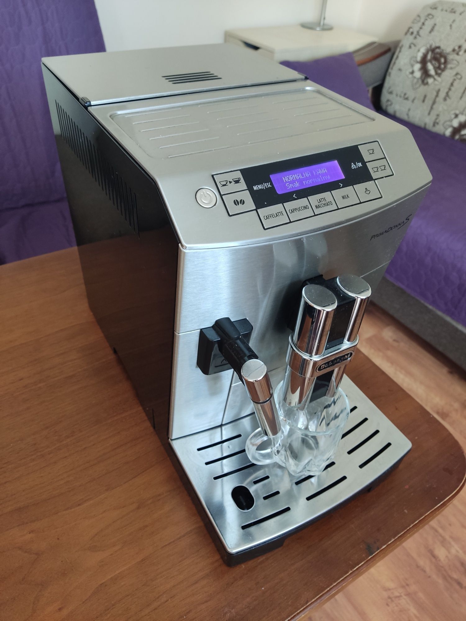 Ekspres ciśnieniowy Delonghi Primadonna S