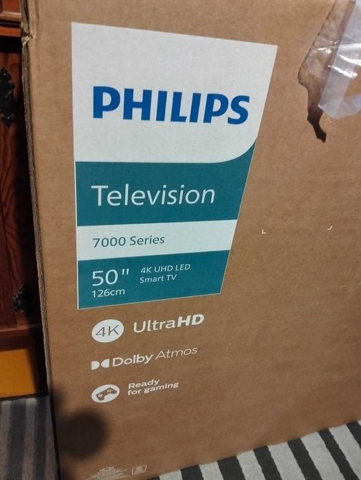 Philips 50" 4K UHD LED Smart TV pus 7000/12