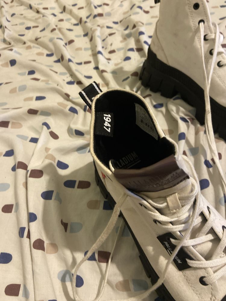 Palladium botas