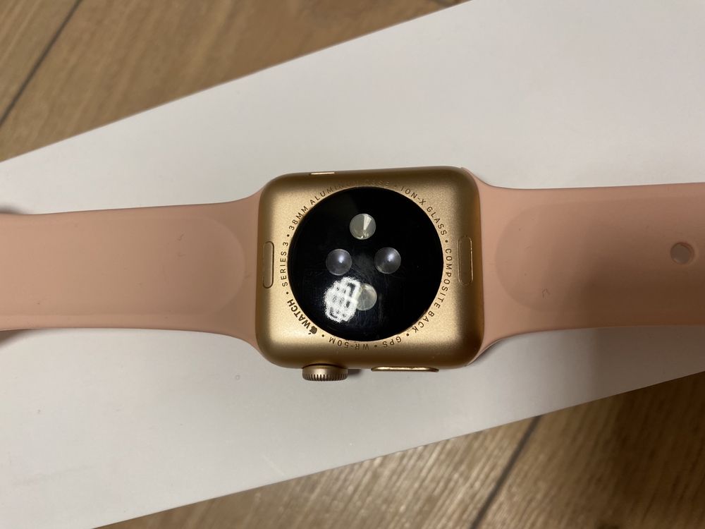 Apple Watch seria 3 GOLD A1858 w bardzo fajnym stanie!