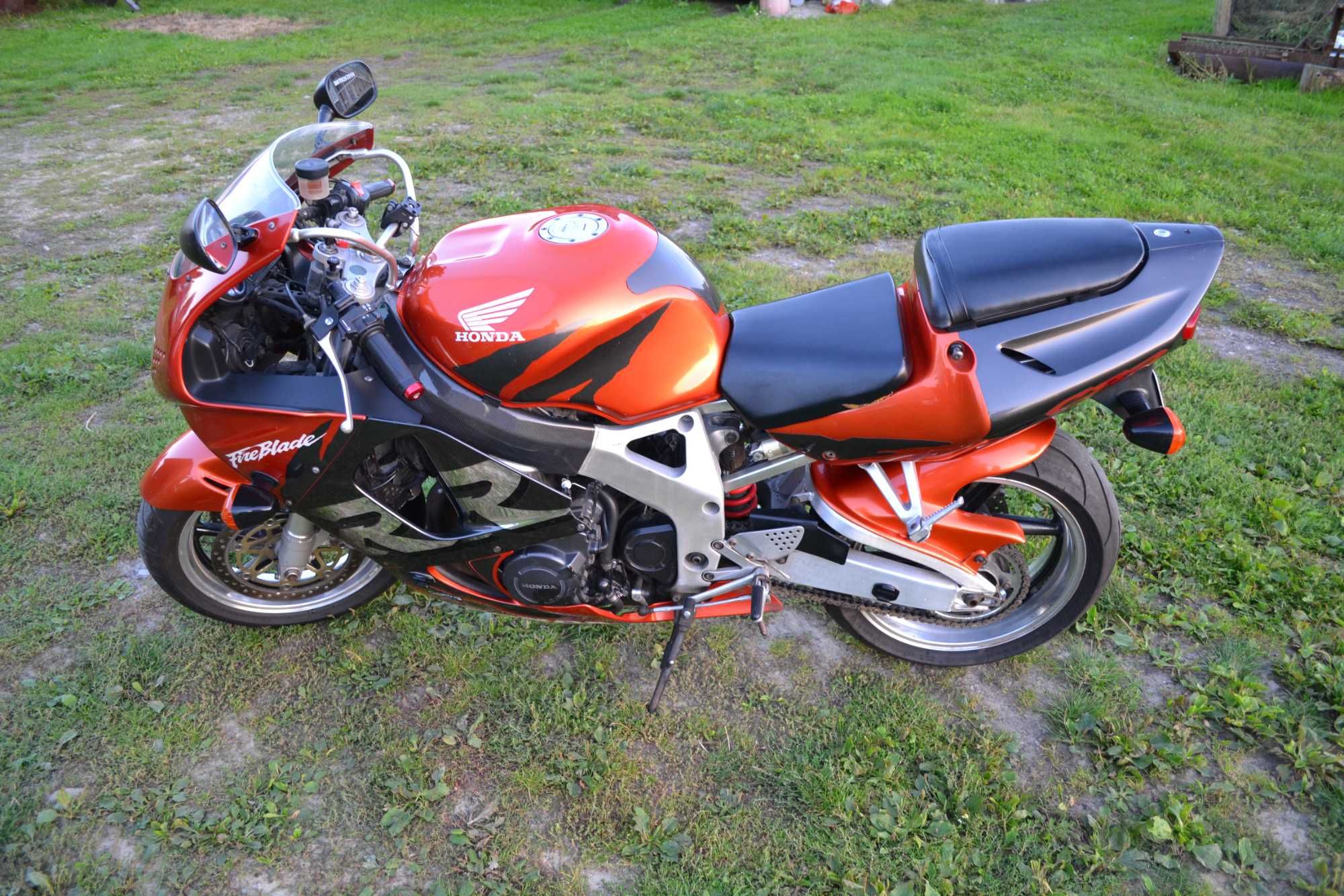 Honda CBR 900RR SC33 prod.1998