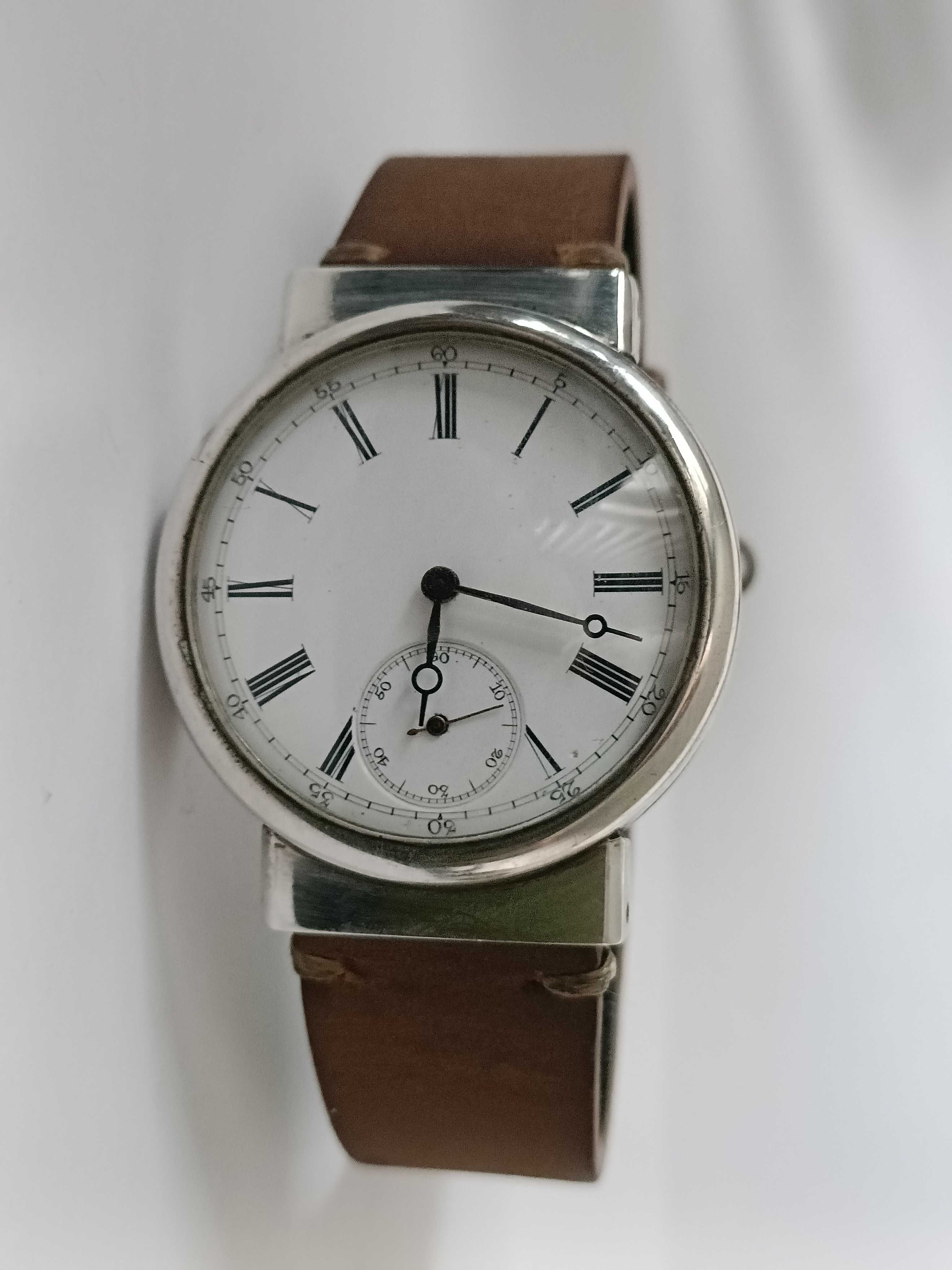 Patek Philipe & Co. Koperta ze srebra. Pasówka.