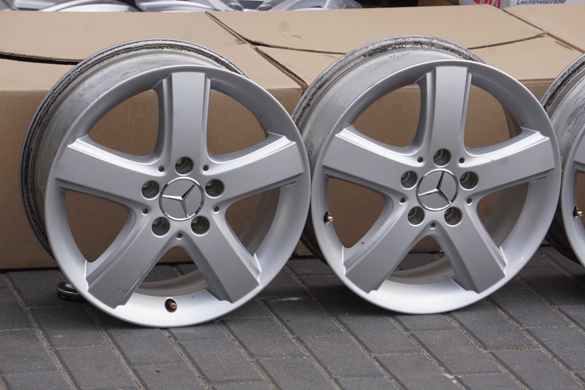 Alufelgi oryginał Mercedes 5x112 6Jx16 et46 cb66,6mm nowe dekle