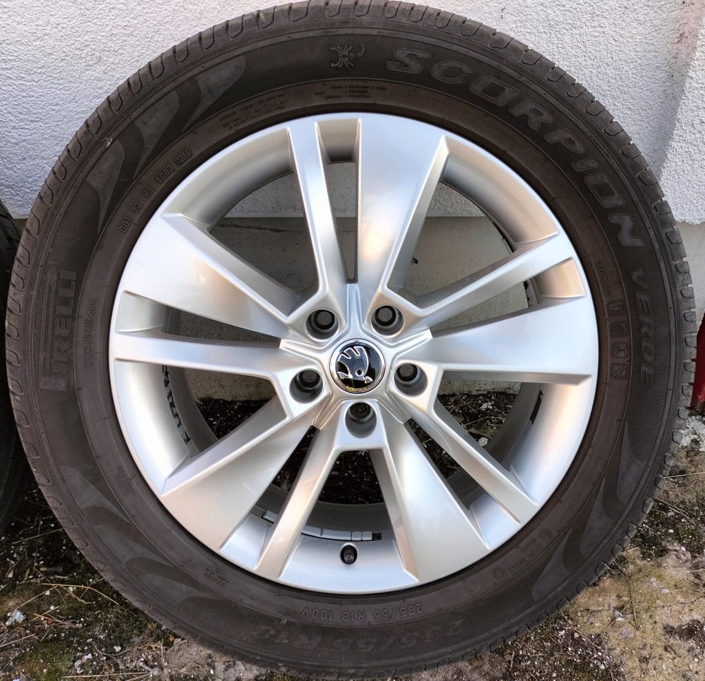 Felgi z oponami Skoda Kodiaq 7x18 ET 43 5x112 235/55R18