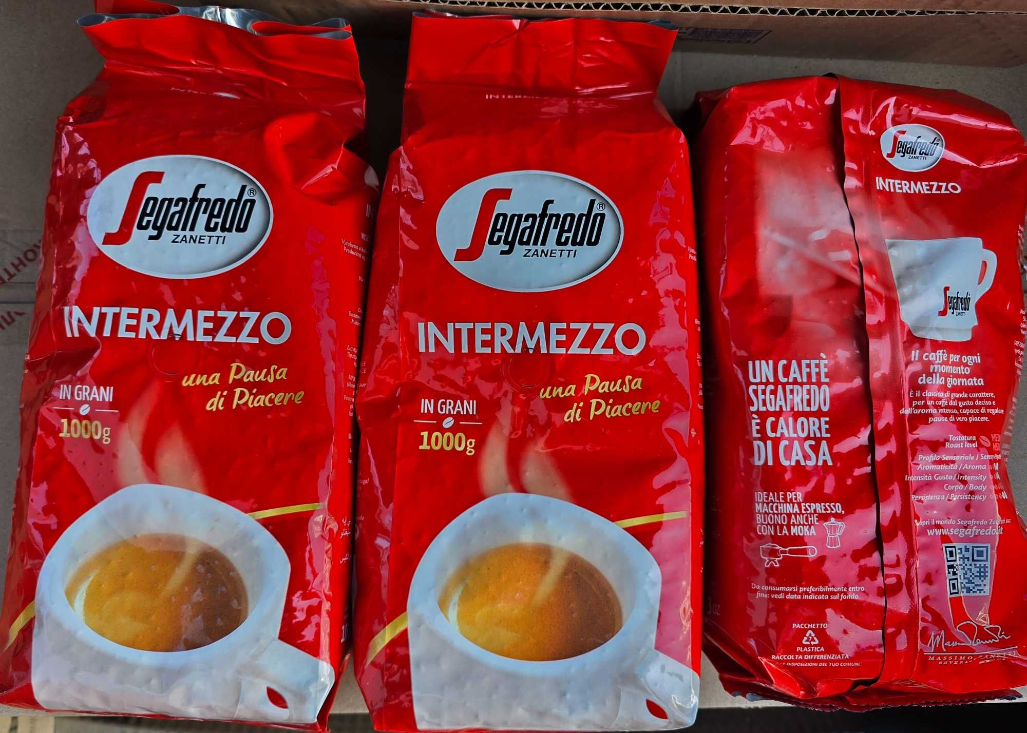 Segafredo 1 кг. Кава в зернах Італія Оригінал (Сегафредо Інтермецо)опт