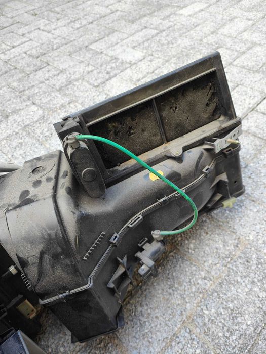 Caixa de ar condicionado Mercedes w202