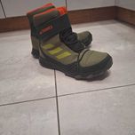 Buty trekkingowe Adidas Terrex Snow, roz. 37 i 1/3, solidne i lekkie