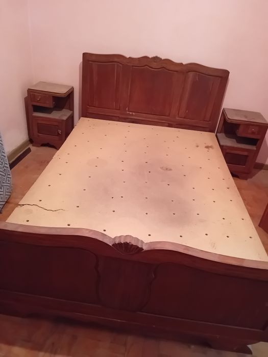 Cama antiga para venda