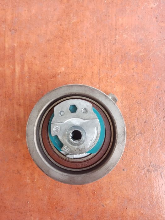 Bateria de carro 70 Ah e 640A