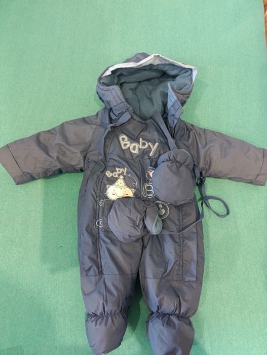Kombinezon niemowlęcy zimowy