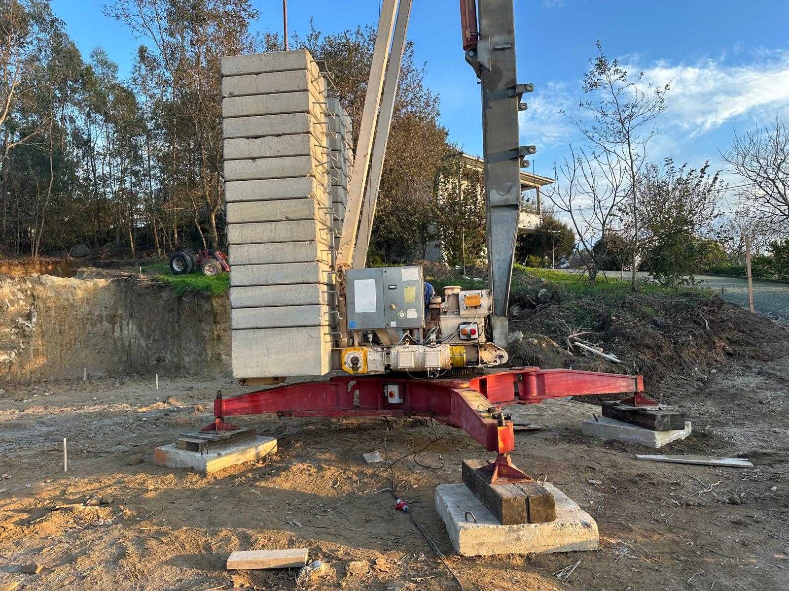 Grua automontante FERRO FSR32i