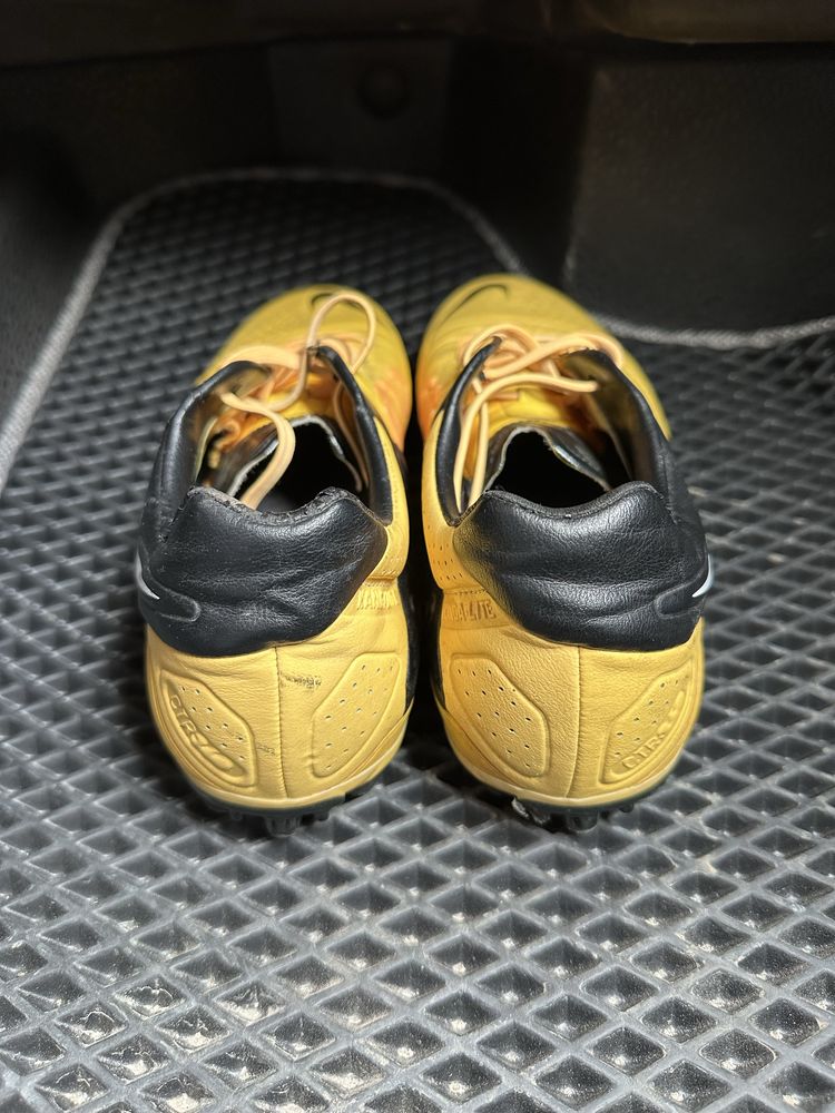 Бутси Nike CTR360