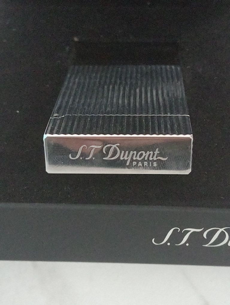 Zapalniczka ST Dupont