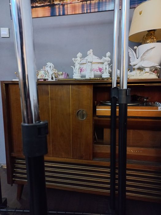 Stojaki i wieszaki scienne i stojace-Sklepowe duży zestaw-Chromowane.