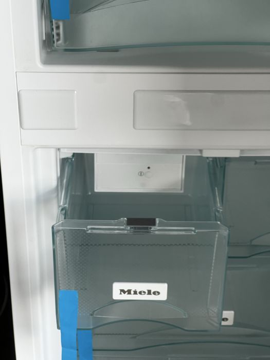 LUX!!! Холодильник Miele KFN 37452 IDE  Льод NoFrost Дотяжки