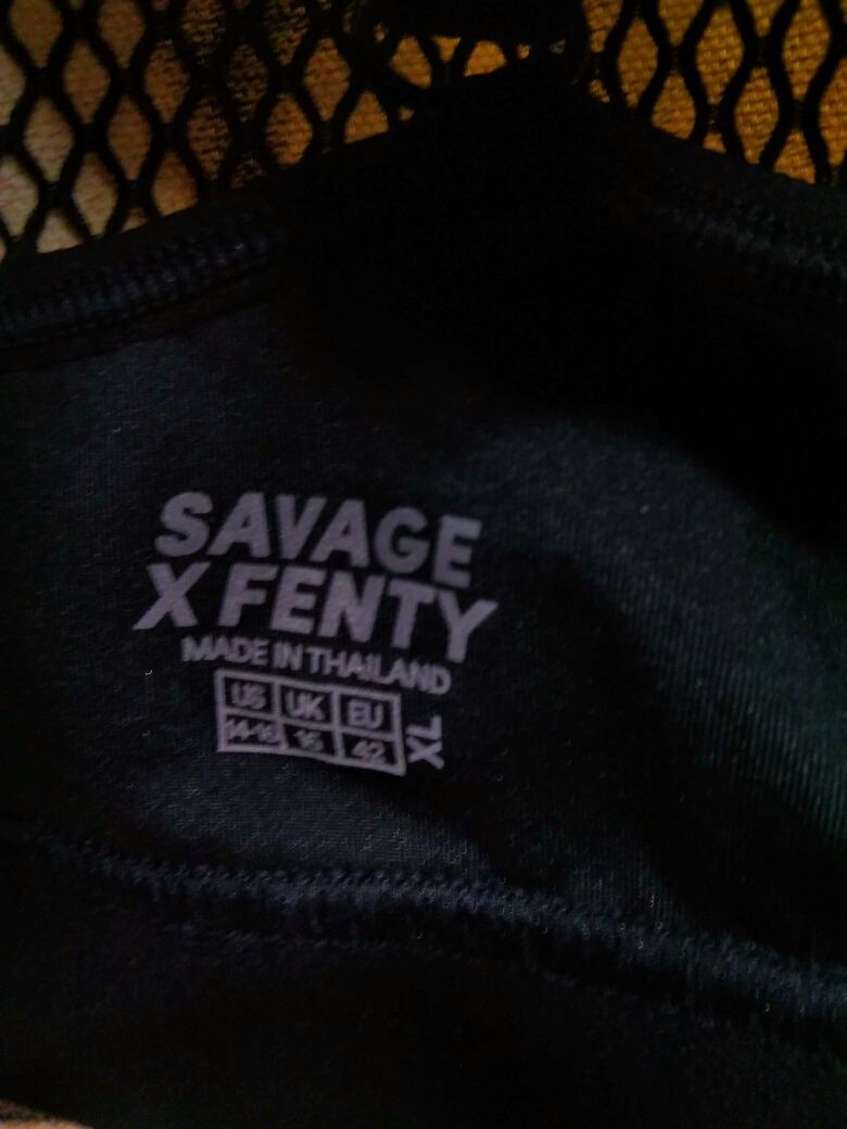 Savage X Fenty Legginsy plus Top siatka z USA