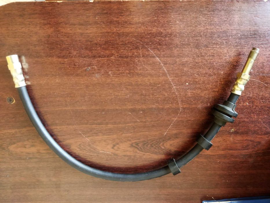 Тормозной шланг передний Peugeot Citroen.