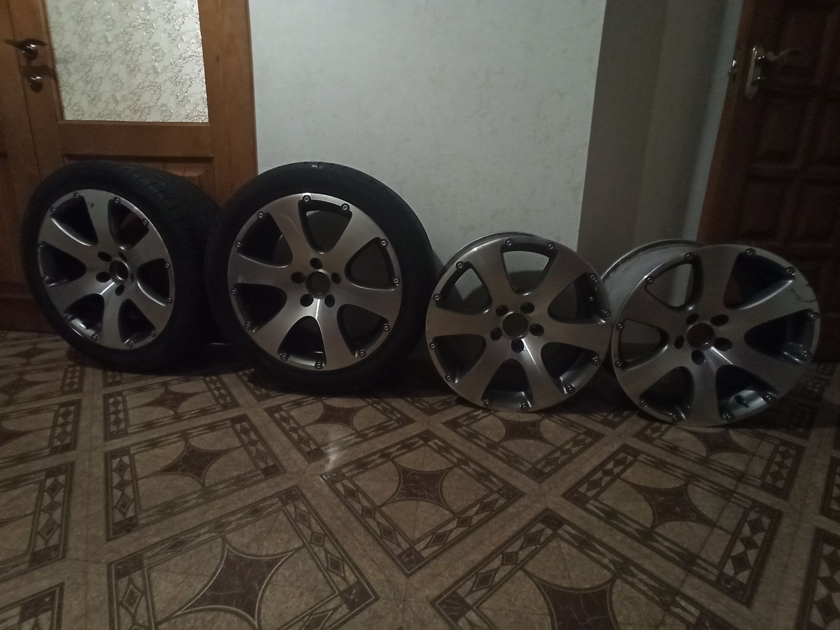 Продам диски Volkswagen  5x112 r 17