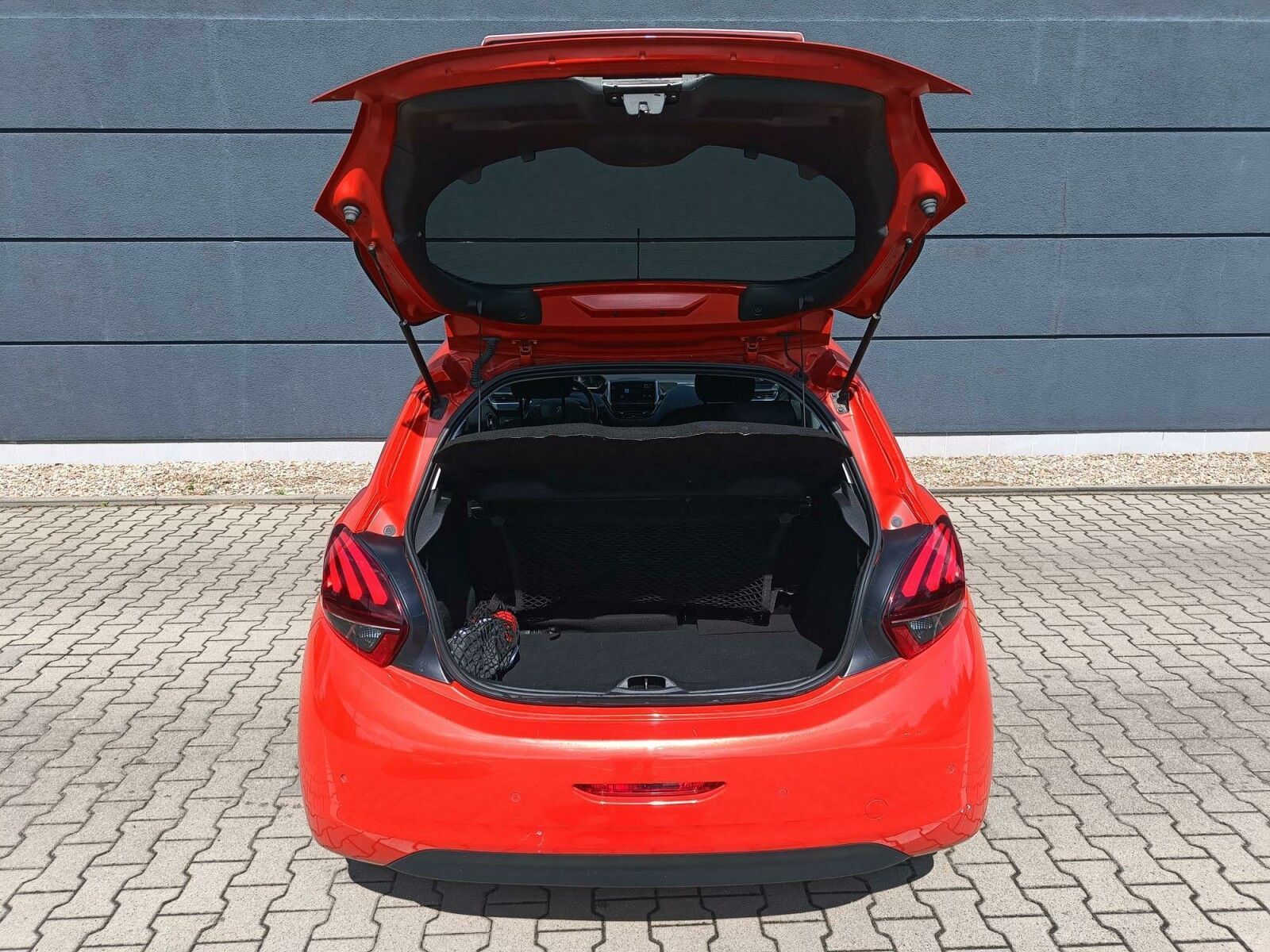 Peugeot 208 1.2 Puretech 110KM Salon PL Automat