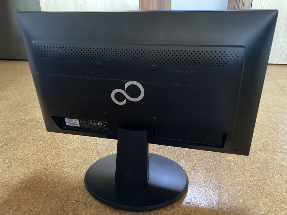 Monitor FUJITSU 19.5