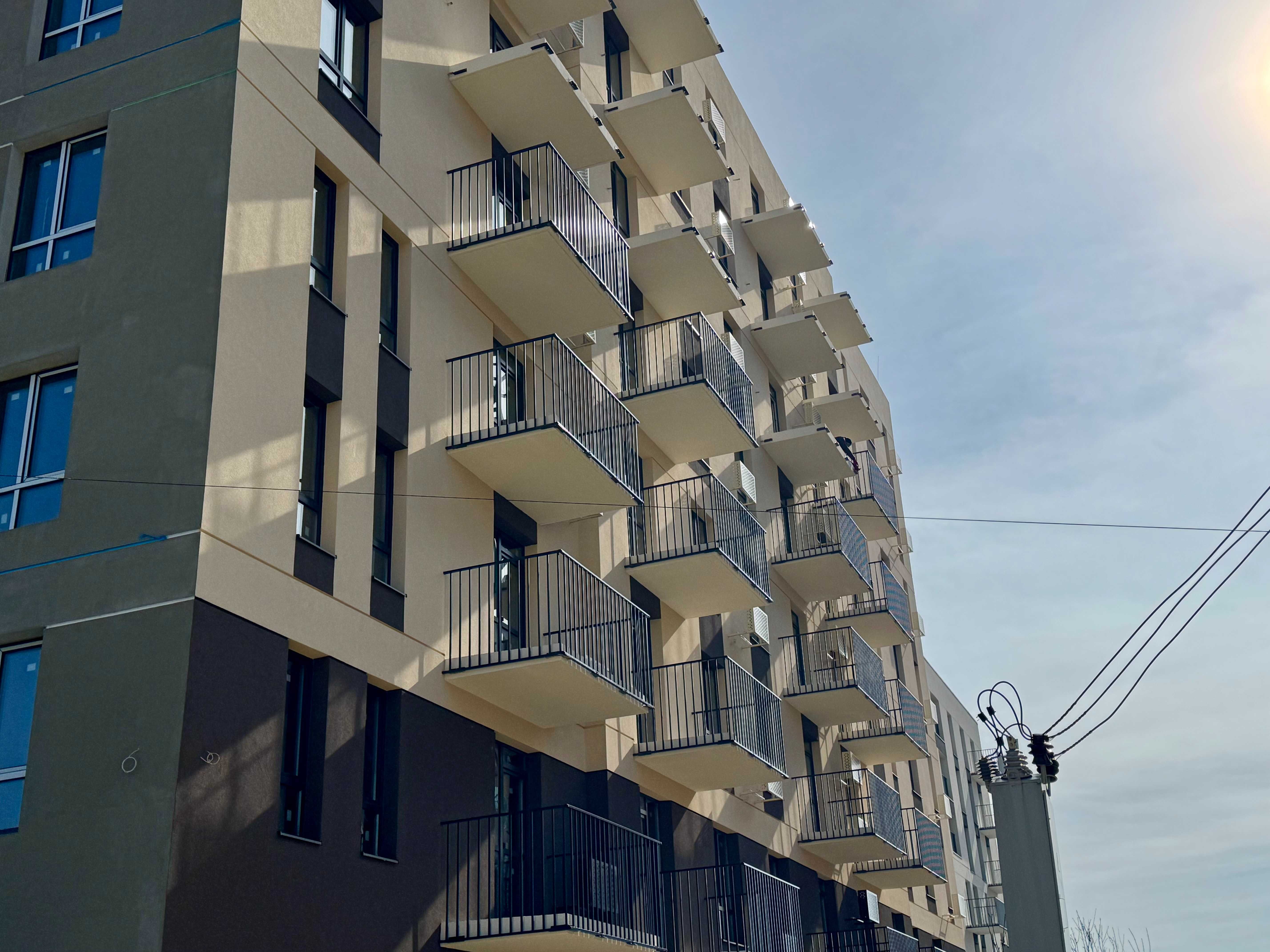 Продаж(Єоселя) 2-кімнатної квартири 53 м2 Пустомити (9км.від Львова)