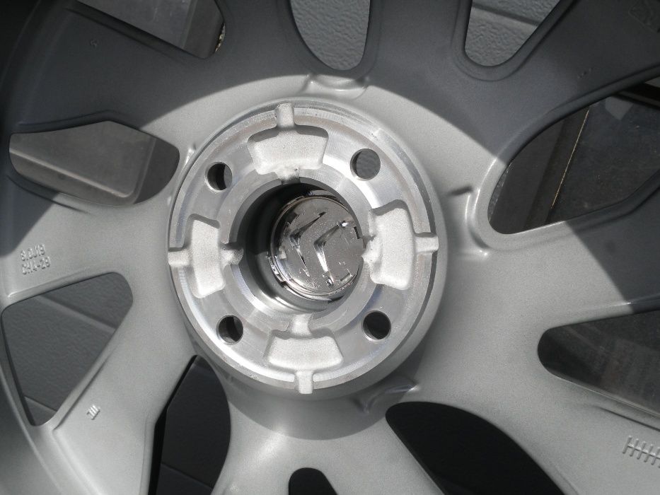 Felgi alu aluminiowe 19 4x108 Org Citroen DS5 DS4 NOWE !! WYPRZEDAŻ !!