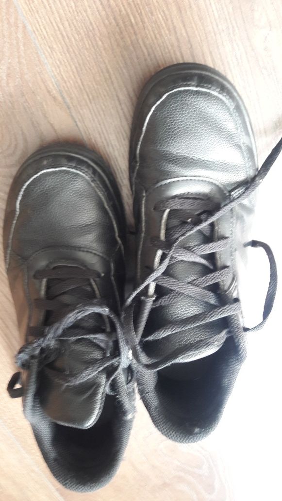 Adidas rozm. 37.5 dl. Wkladki 23.5